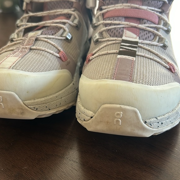 On Cloudtrax Rose | Ivory - Picture 8 of 8